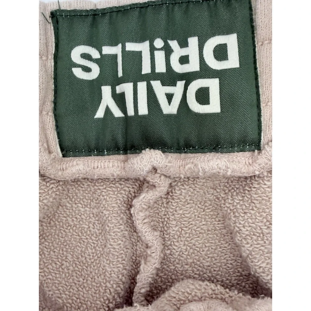 Daily Drills Wide Leg Sweatpants‎ in Cafe Womens Size M/L